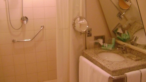 Banheiro Apartamento Adaptado 2 - Holiday Inn Parque Anhembi